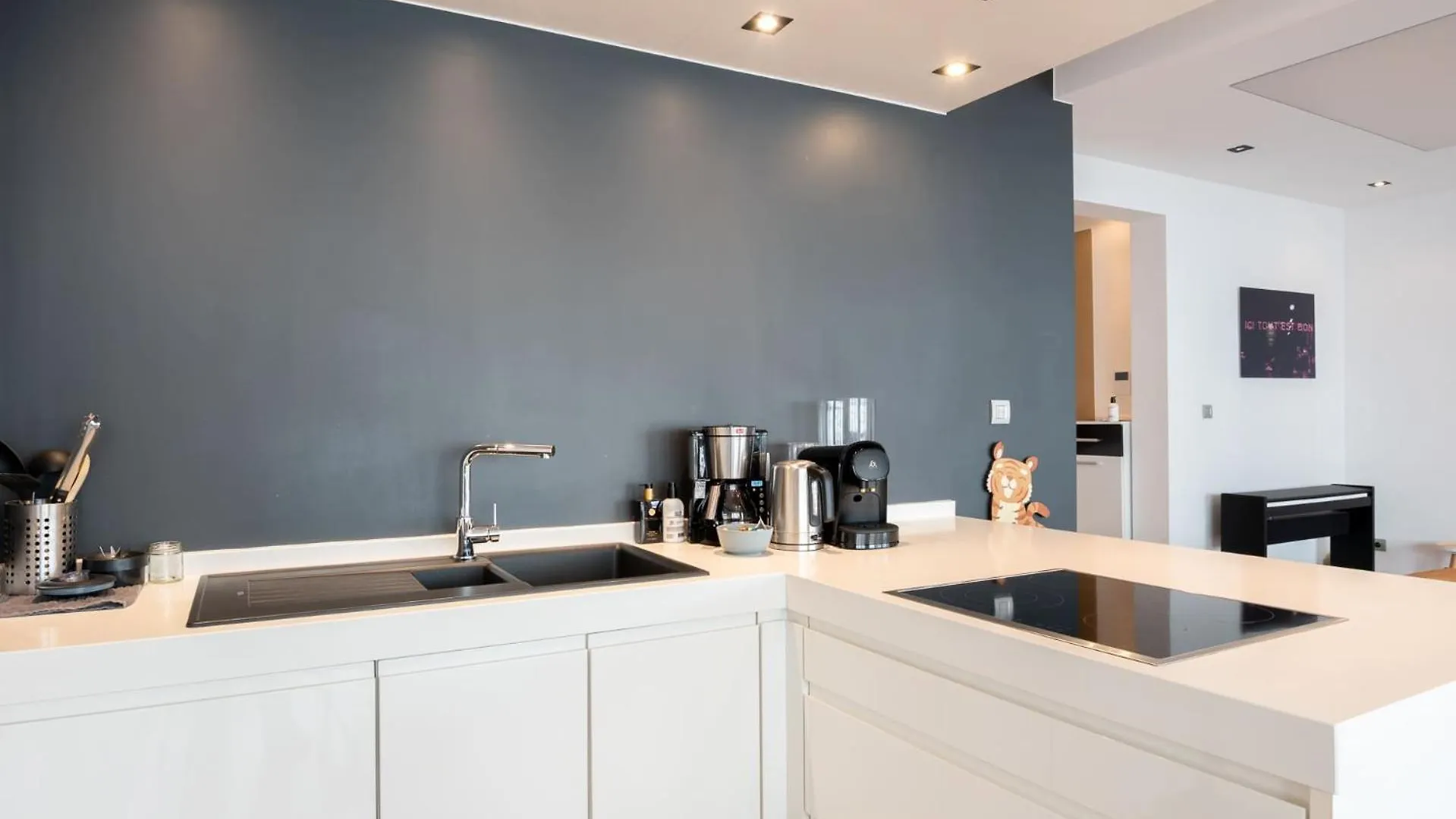 Amazing 3Br Apartment Near The Casino Ostend Belgium
